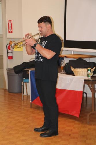 40-narozeniny o. Jana a sledování hokejového mistorsvství světa